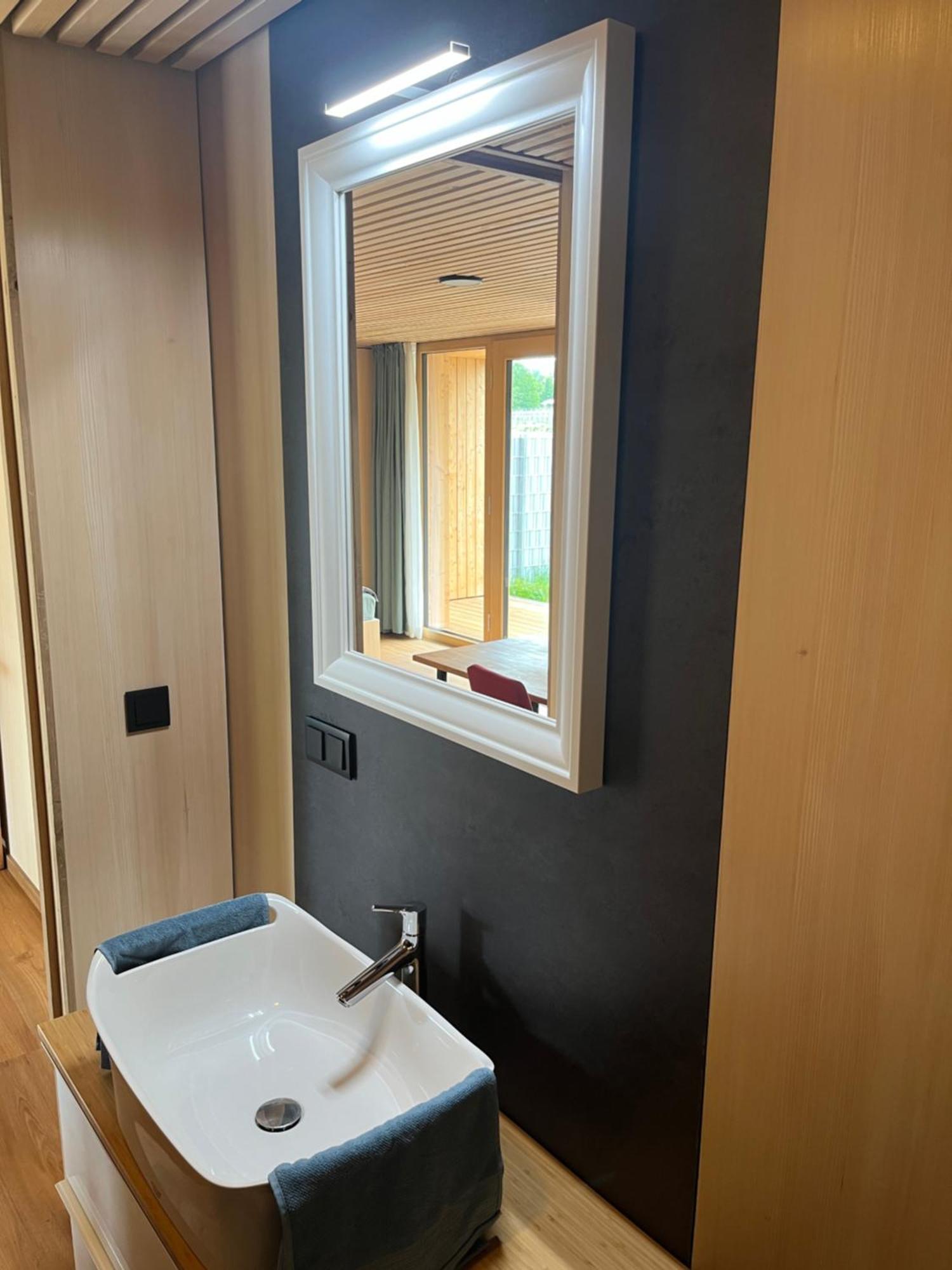 Tiny House Brunn Am Gebirge Brunn am Gebirge Exterior foto